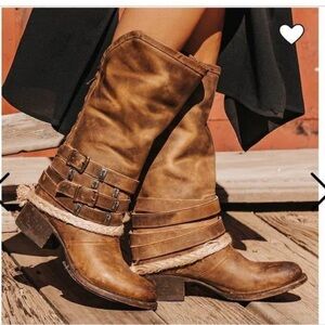 Freebird Drove boots in Tan leather size 9 EUC